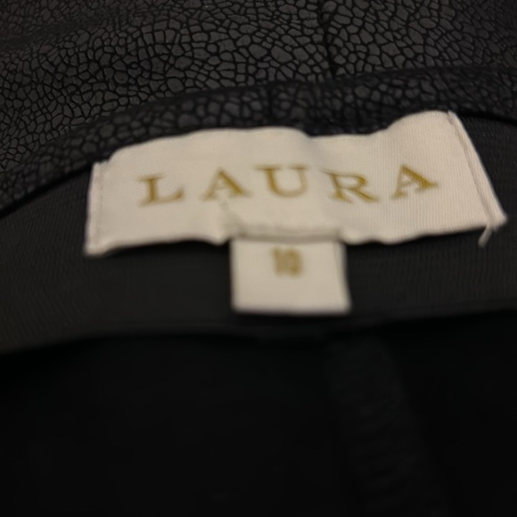 Laura Black Pebble Texture Skirt Size Medium - Picture 2 of 4